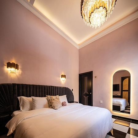 Holt Hotel De Mi Independencia King Room Oaxaca Exterior foto